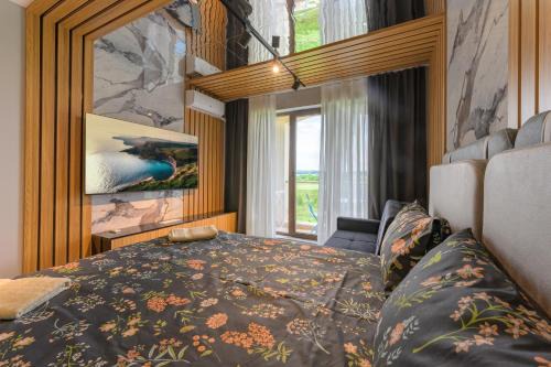 Azur Properties ap50