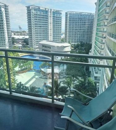 Azure Metro Manila