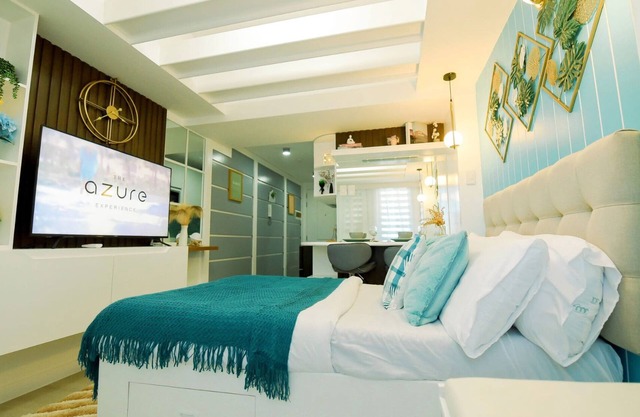 Charming unit at Azure North Staycation Man-Made Beach, Wave Pool