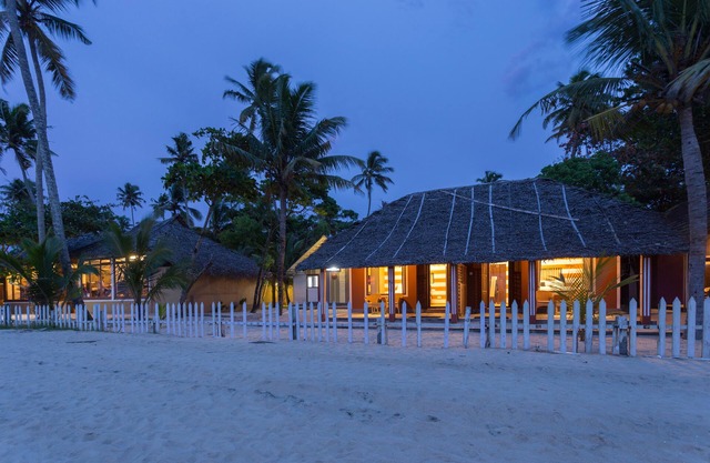 Azure Tides Marari