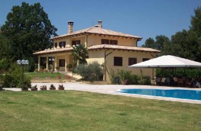 Azzolina Villa in the green heart of Umbria near Perugia-Assisi-Spoleto-Todi