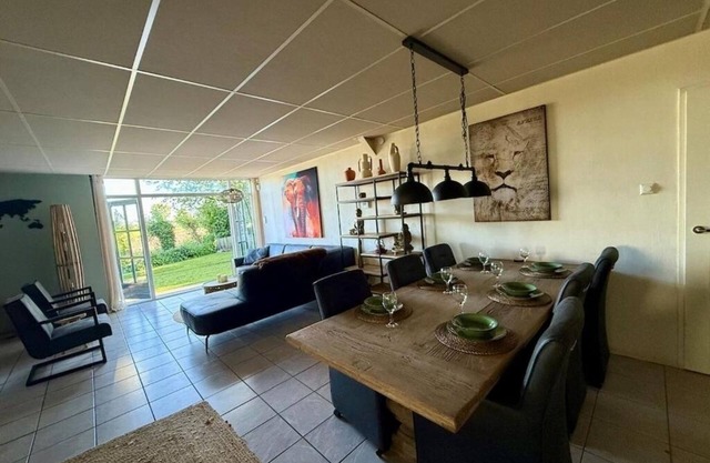 B&B de Binnengouw - vacation home with 3 bedrooms - enjoy the countryside