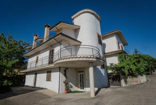 B&B "LE LUCI" CAMERA IN ATTICO SUPER VISTA interno 2 rose rosa