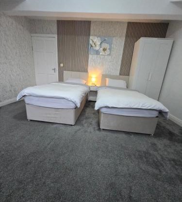 B&B twin bed