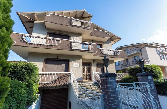 B&B Villa Antonio Il Punto di Partenza per i più bei Itinerari Dabruzzo!