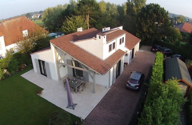B&B Yaca
