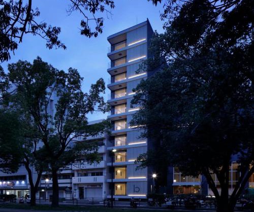 b hotel Heiwaodori 602 - Huge Apt in Famous Hiroshima Dori for 6p