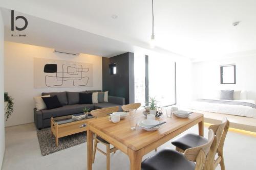 b hotel Heiwaodori 901 - New Apt in Famous Hiroshima Dori For 6p