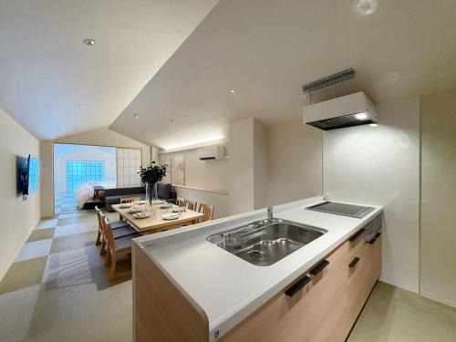 b hotel Miyajima Omotesando - Sacred Island Stay 31
