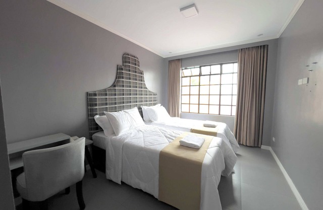 B Hotels Angeles City