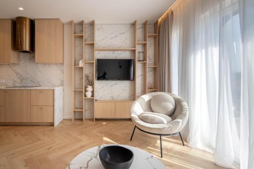 B-House
