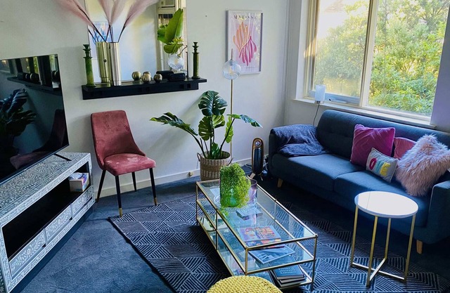 B's Place in Toorak S