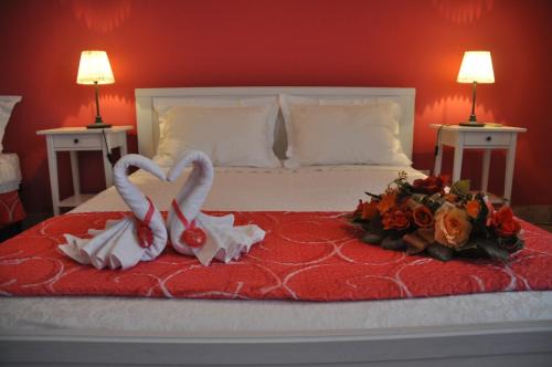 B&T Holiday House