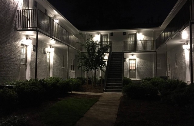 B1bh Great Location Peaceful Condo Near Peachtree Street