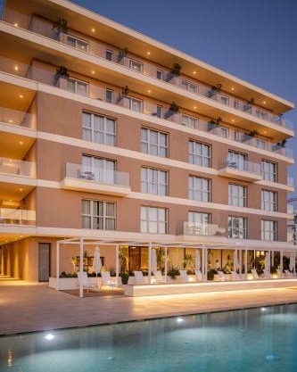 B21 Lifestyle Hotel