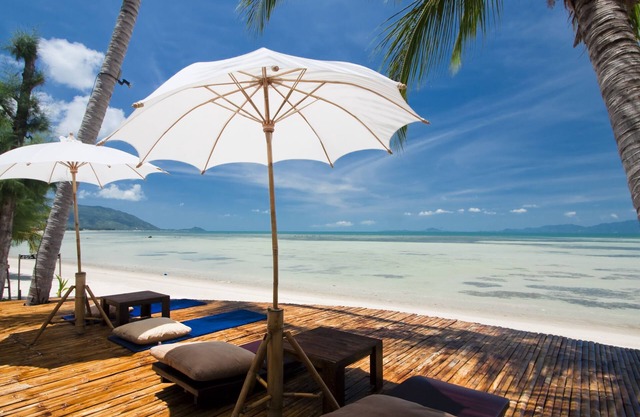B52 Beach Resort