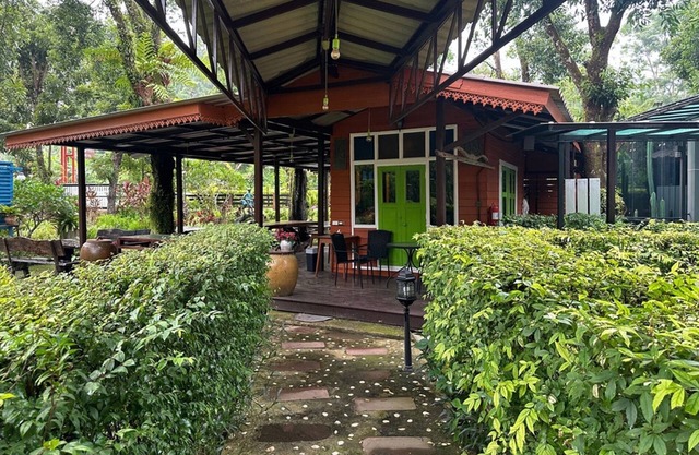 Baan Sarikaphusuan