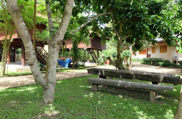 Baan Ta Auan Resort