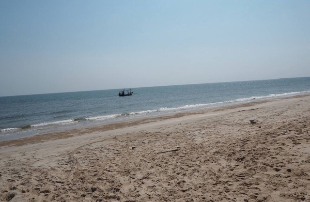 Baan Tukta at Beach