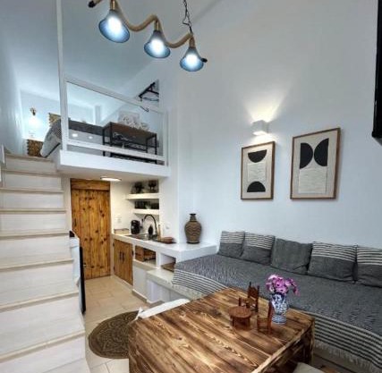 Babatseratsi skyrian studio 2