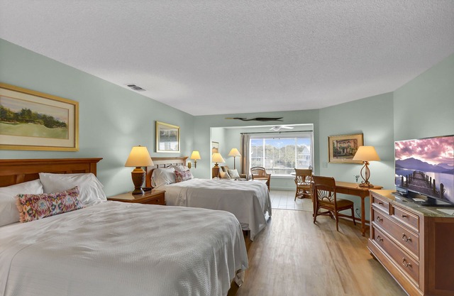 Baby Blue Heron - Studio unit, sleeps 4, great views!