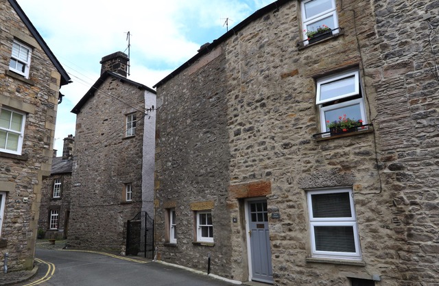 Back Cottage, KIRKBY LONSDALE
