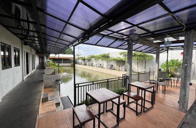 Backyard Guest House
