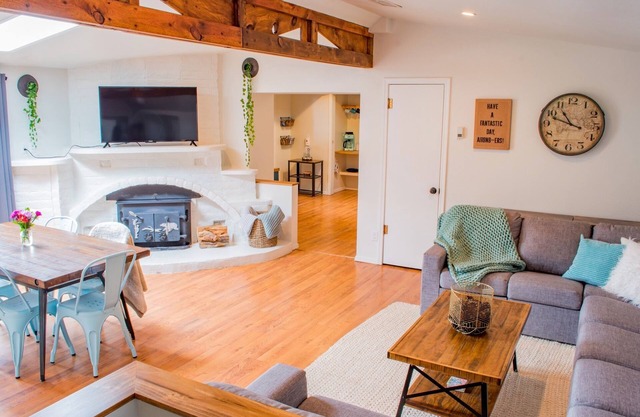 Bader #1 Flagstaff Guest House: Cozy Hidden Gem