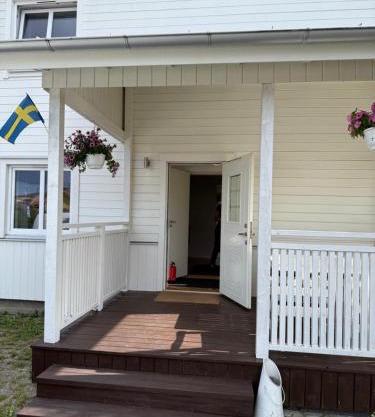 Badhusgatan 8