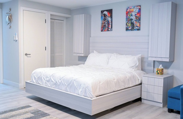 Bahama Mama Suite - Cable Beach Charming studio in beautiful Nassau with AC
