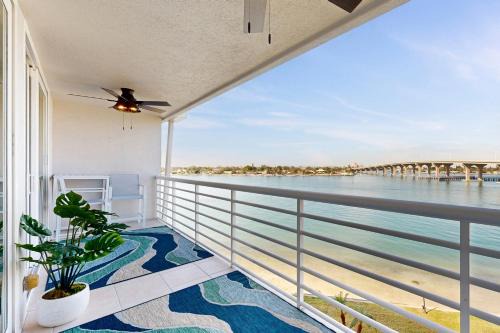 Bahia Del Mar #519