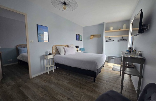 Habitaciones de huéspedes 'Bains de Mer' con jardín común, balcón y Wi-Fi