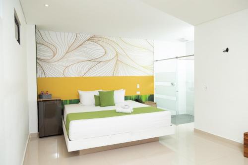 Bajo la luna hotel