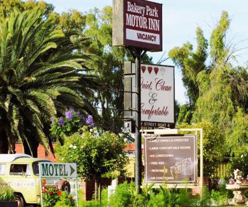 Bakery Park Motor Inn