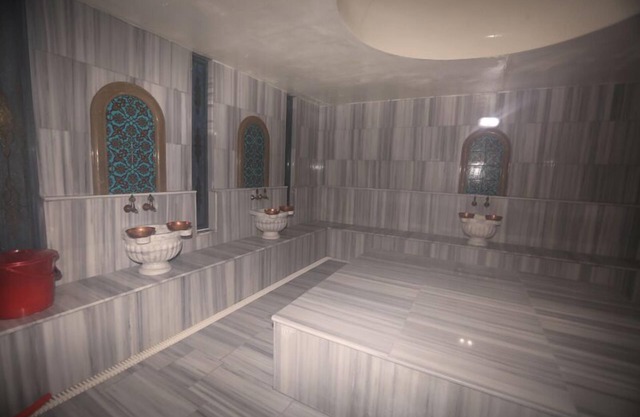Bal Otel