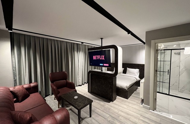 Bala Hotel