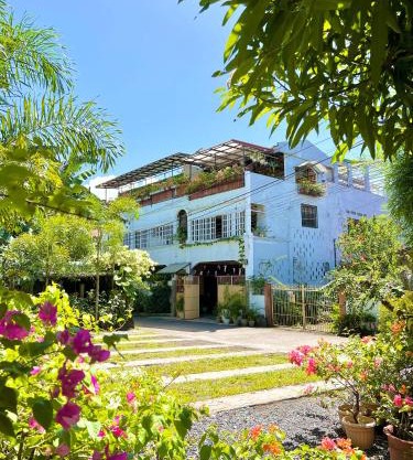 Balai Tinay Guesthouse