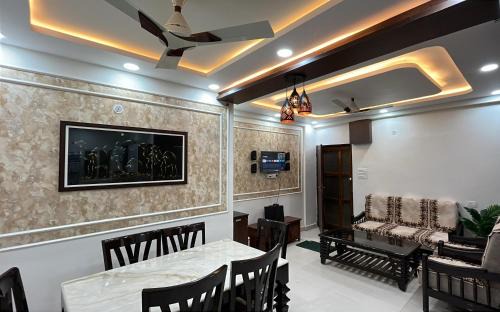 Balaji Home Stay