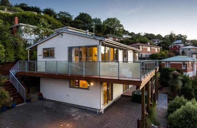 Baldwin Street BNB