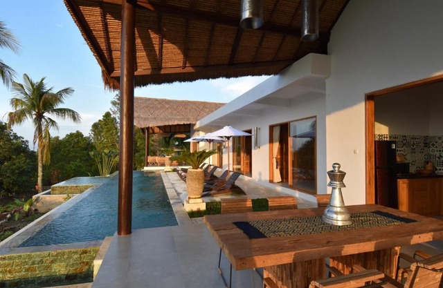 Bali Mimpi luxurious villa with great ocean views!
