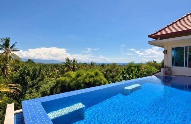 Bali Ocean View Villa en Lovina