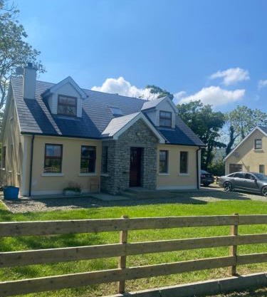Ballyloskey Road