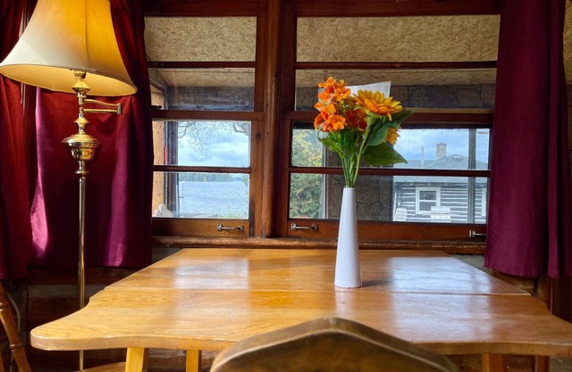 Balsam Lake Villa Cottages: 1-Bedroom Cottage #9