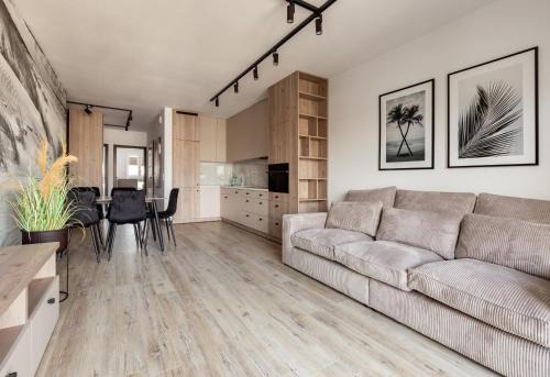 Baltic Homely Apartment by BookingHost