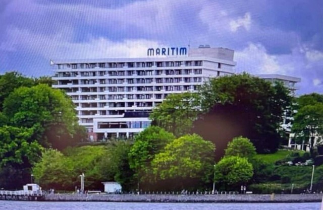 Baltic Sea at its finest/luxury apartment in Maritim with super kitchen/10 m sunny balcony TG