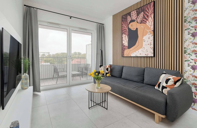 Baltic Waves Resort B406 | Stylish Apartment | Balcony | Spa & Gym | Parking