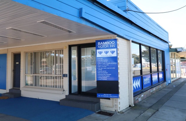 Bamboo Motor Inn