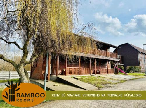 Bamboo Rooms