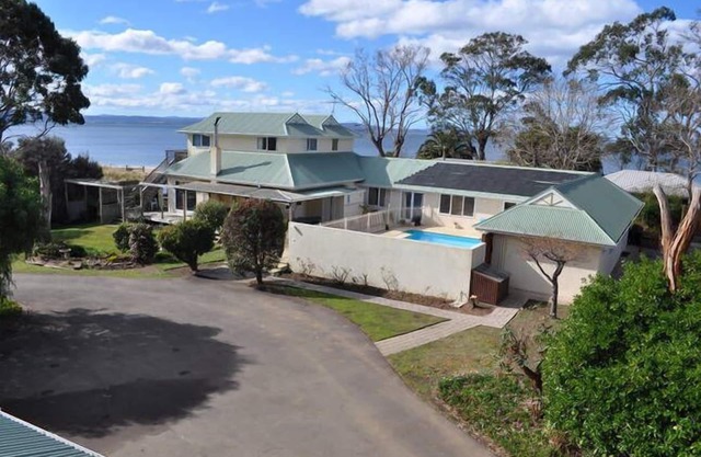 Bambra Reef Lodge, Lauderdale