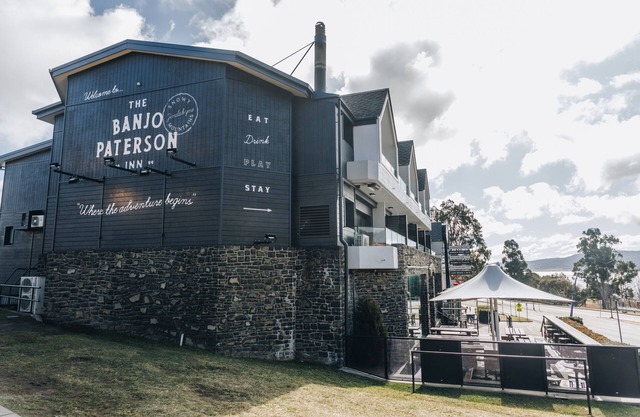 Banjo Paterson Inn